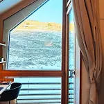 Spectacular Alpine *